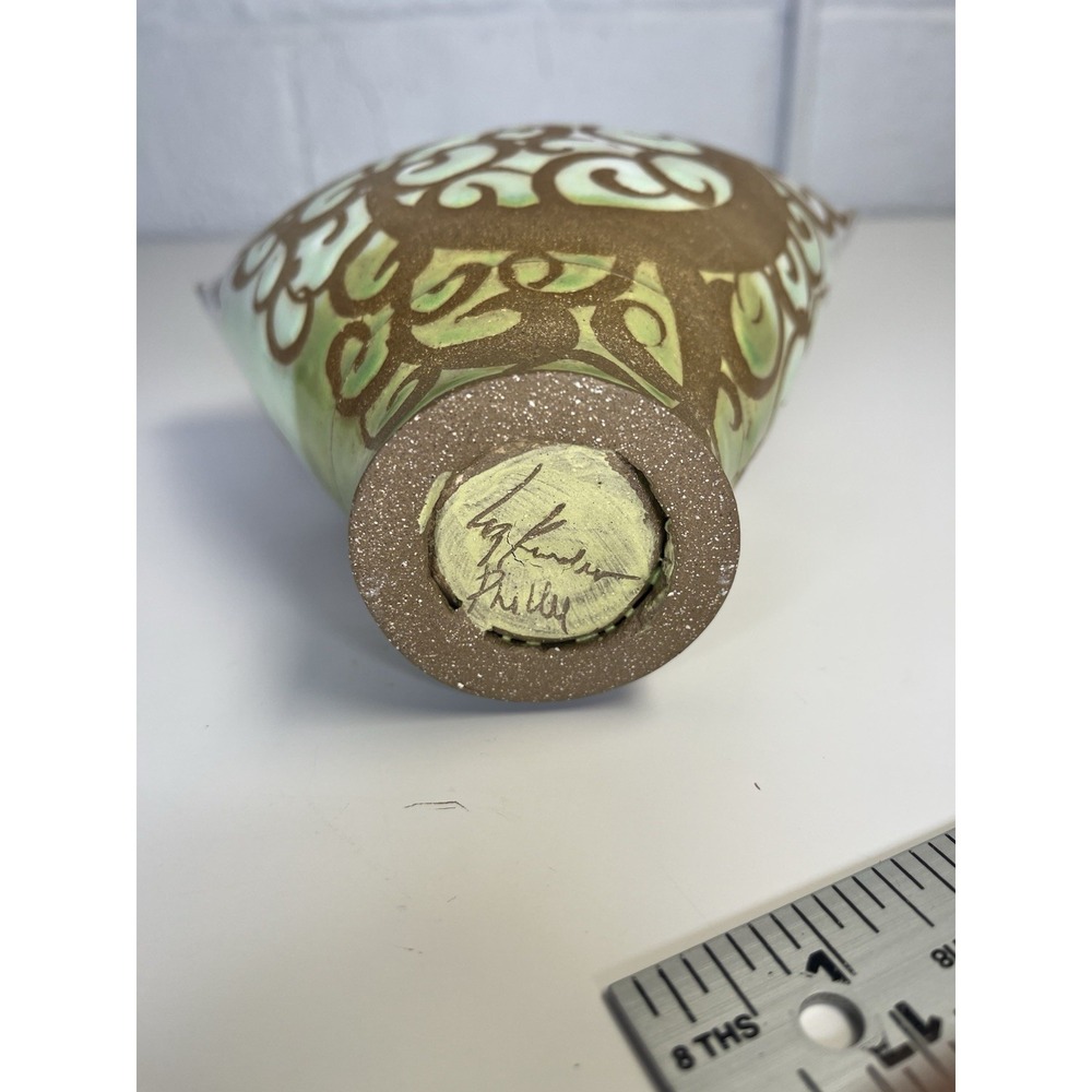 Liz Kinder Pinch Vase Philly Post Modern Abstract Studio Art Pottery Swirl Green - Picture 8 of 8